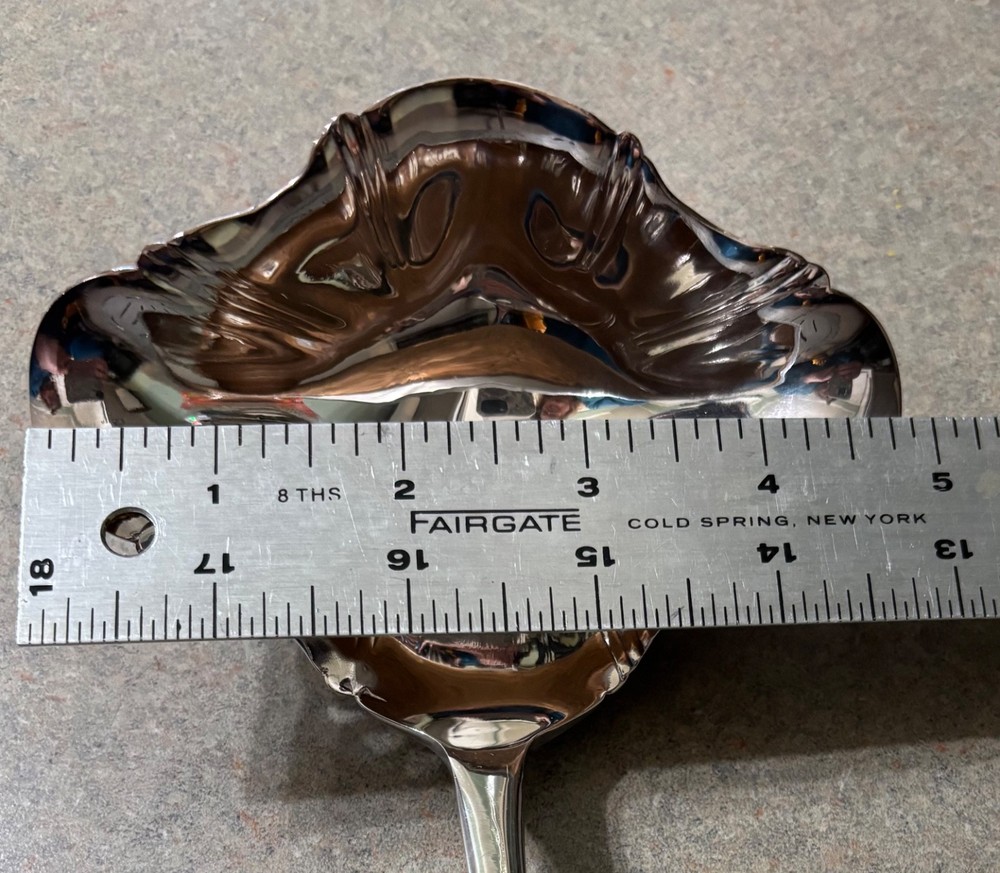 Sheffield England Silver Plated Double Spout Ladle Soup Punch Server 11.5"