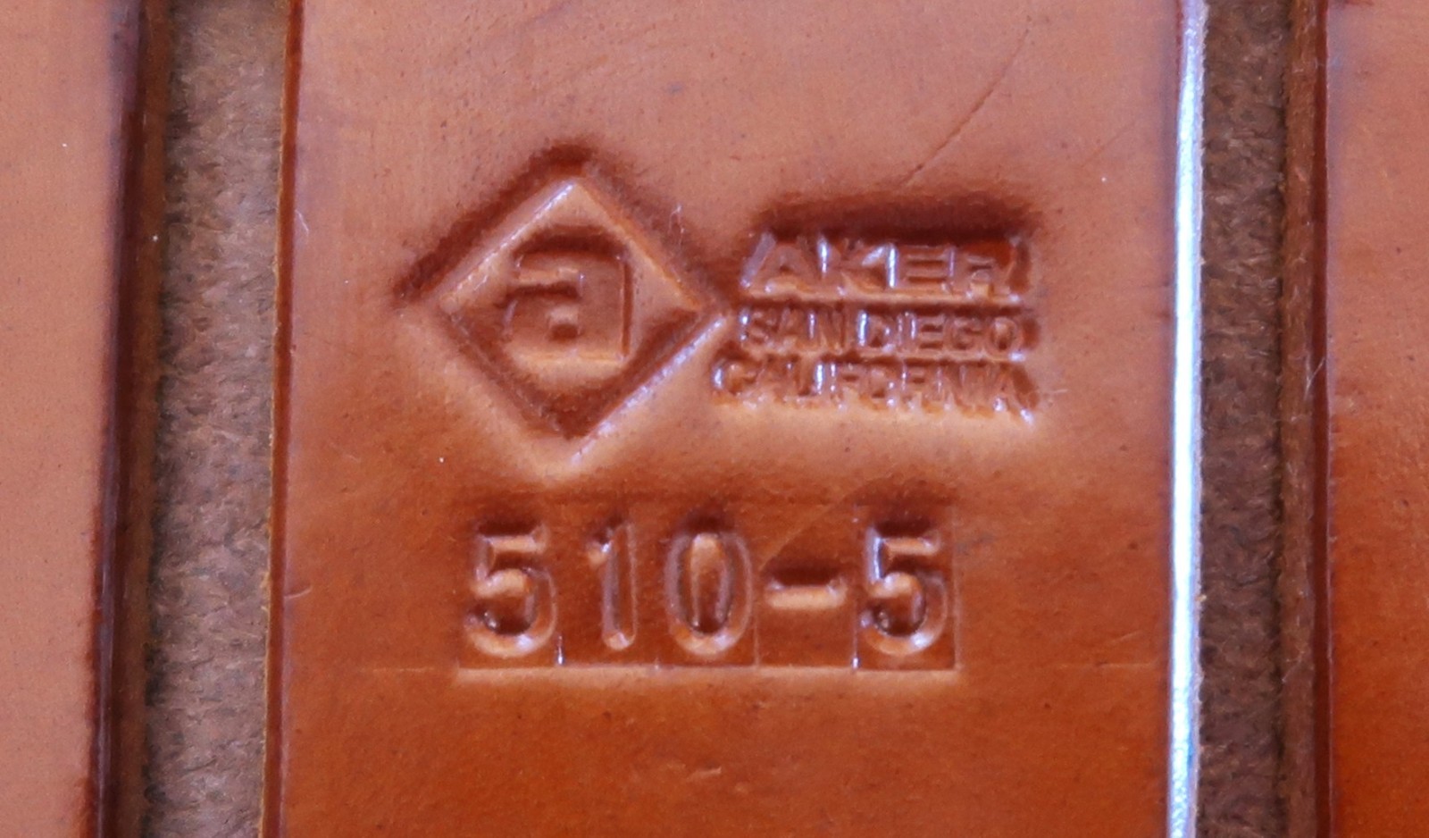 AKER Brown Leather Dual Double Magazine Pouch Model 510-5