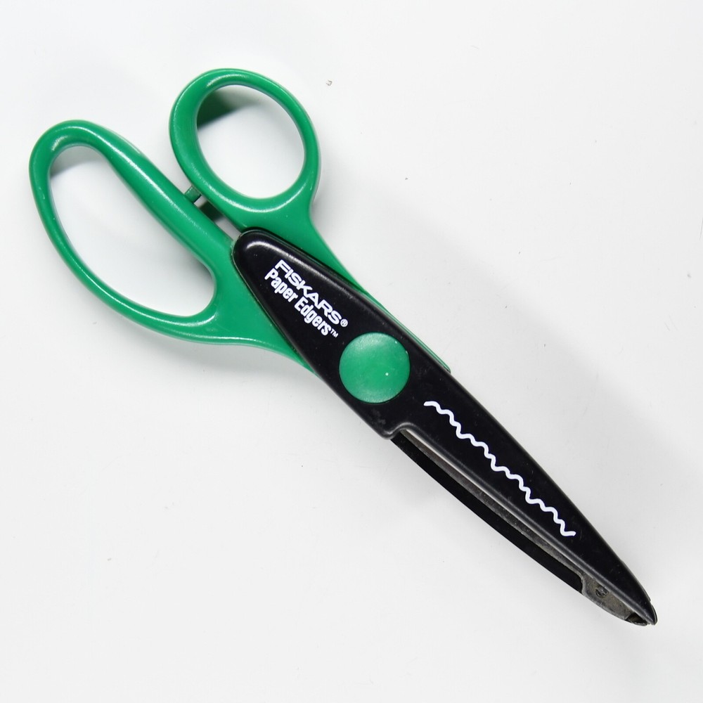 Fiskars Paper Edgers Crafting Scissors RIPPLE Pattern Left or Right Handed 9204