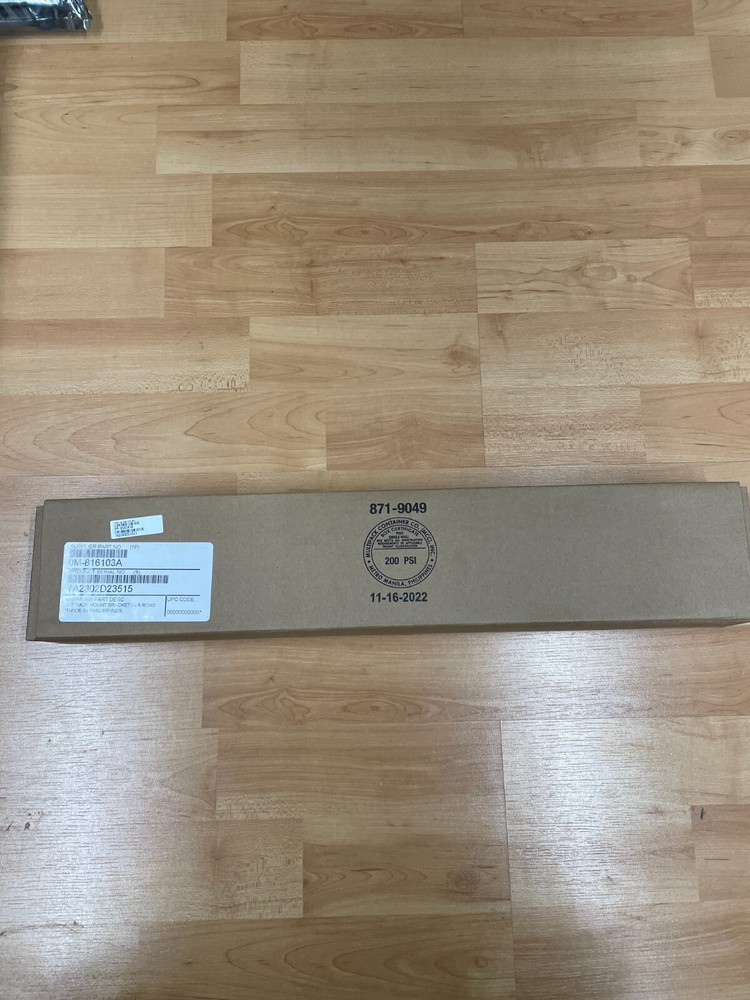 0M-816103A Kit Rack Mount Bracket L&R ROHS