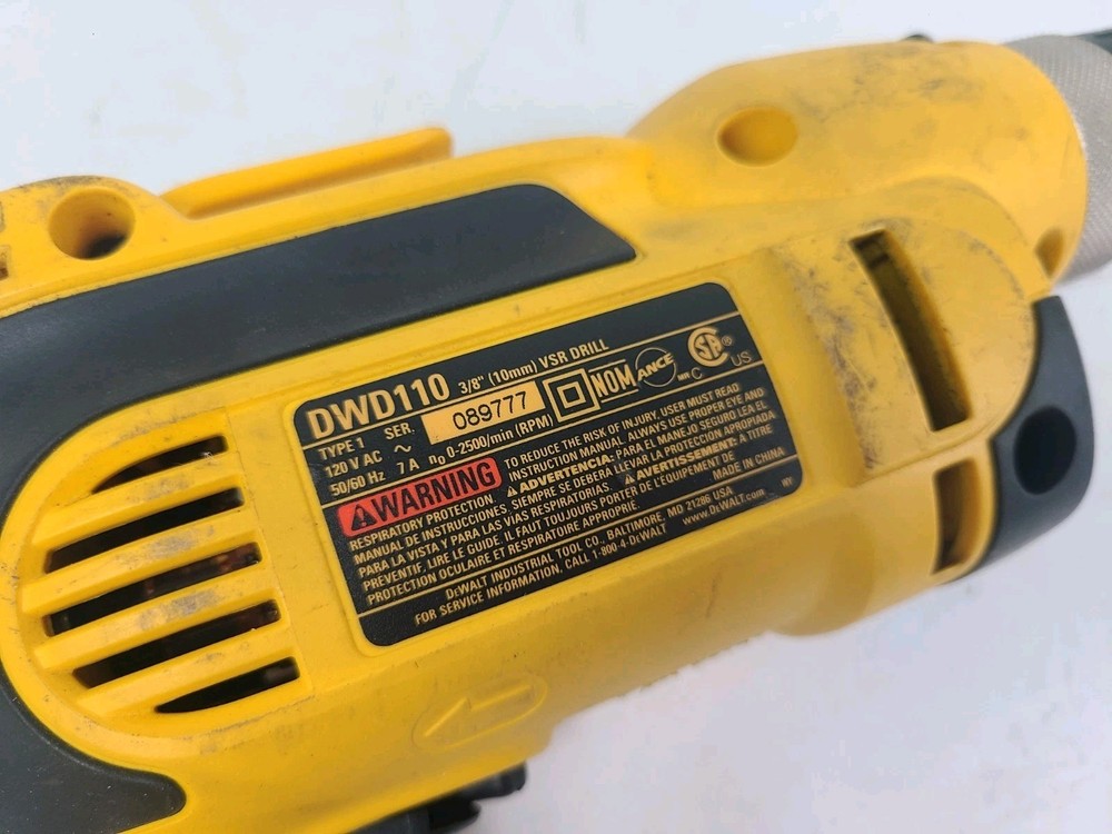 DEWALT DWD110 3/8 inch Variable Speed Reversible Grip Drill Bundle (TESTED)