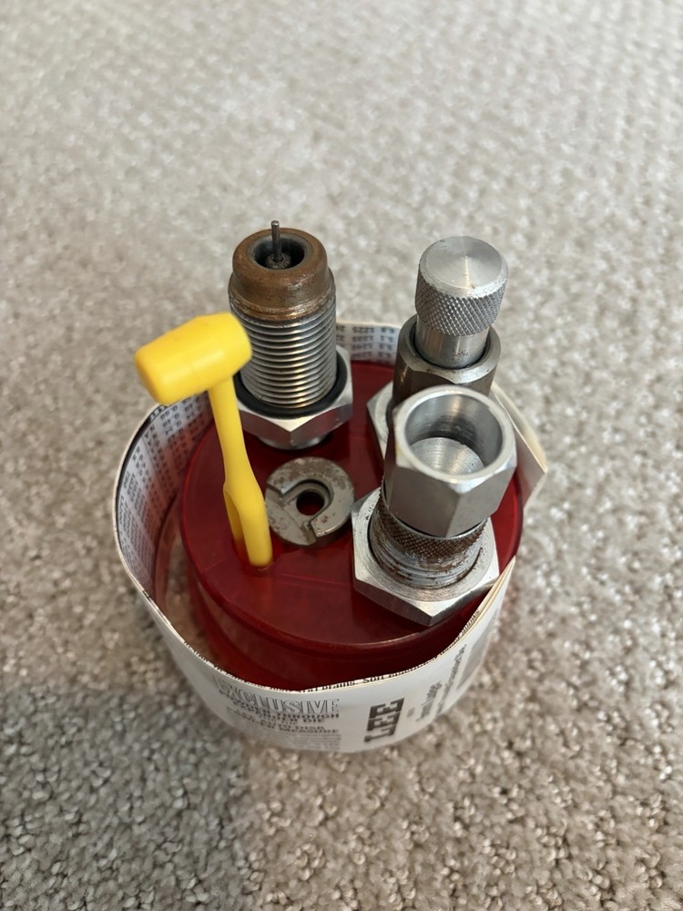 Lee Anniversary Reloading Kit With additional Dies; See Pics and Description