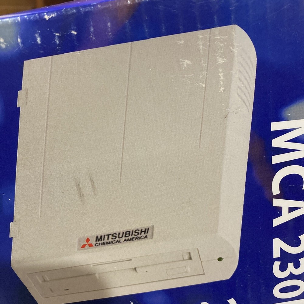 3.5 “ Magneto Optical Drive / MCA 230 LC+2 Disk