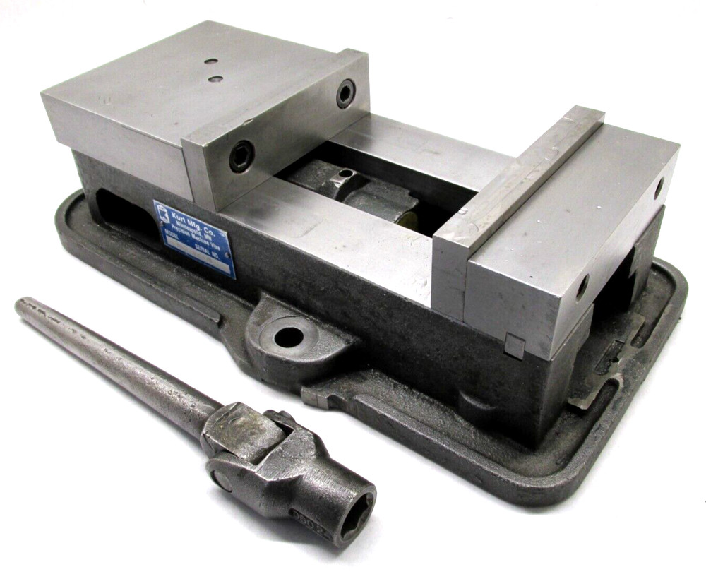 KURT ANGLOCK 6" MILLING MACHINE VISE w/ JAWS & HANDLE - #D60
