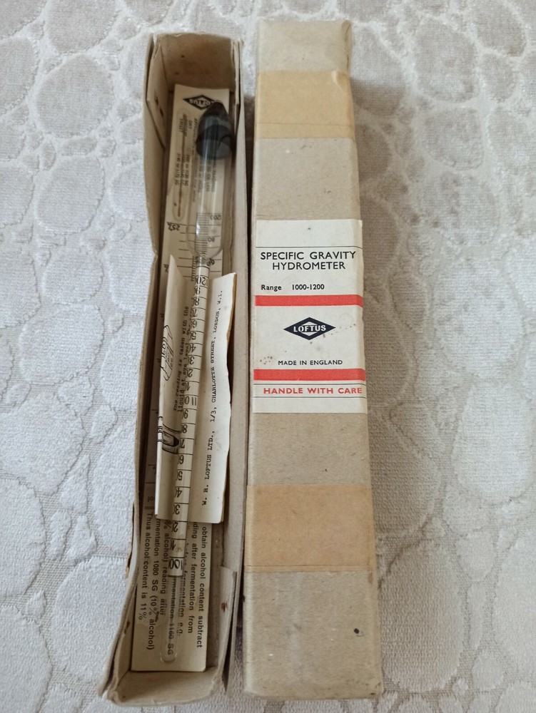 vintage scientific instruments specific gravity  hydrometer Loftus 1000-1200-