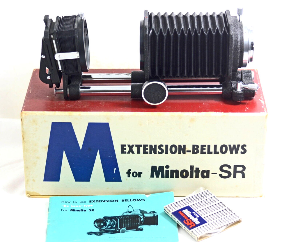 MINOLTA SR CAMERA "DE LUXE TYPE" BELLOWS WITH SLIDE COPIER (MINT)
