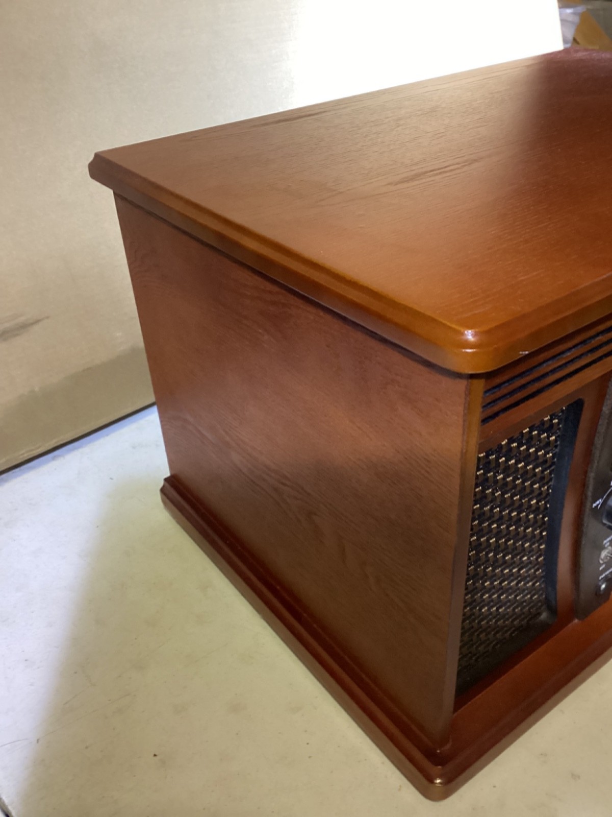 INNOVATIVE TECHNOLOGY ITVS-750B Functions Perfectly Record Player Never Used