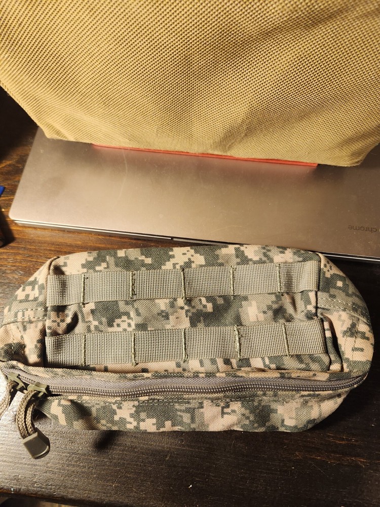 Military Zipper couch