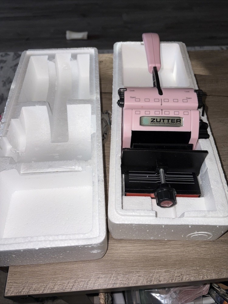 Zutter Bind-It-All V2.0 Pink Scrapbooking Binder Punch Bind Machine