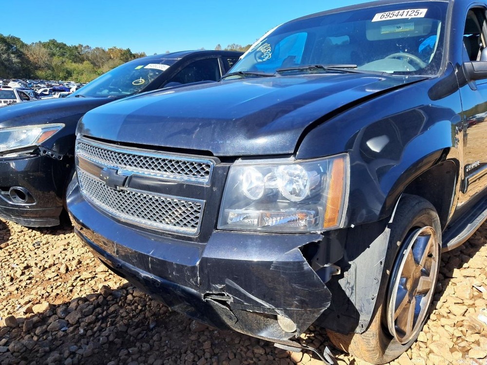 Fuse Box Engine Fits 10-14 ESCALADE 4835713
