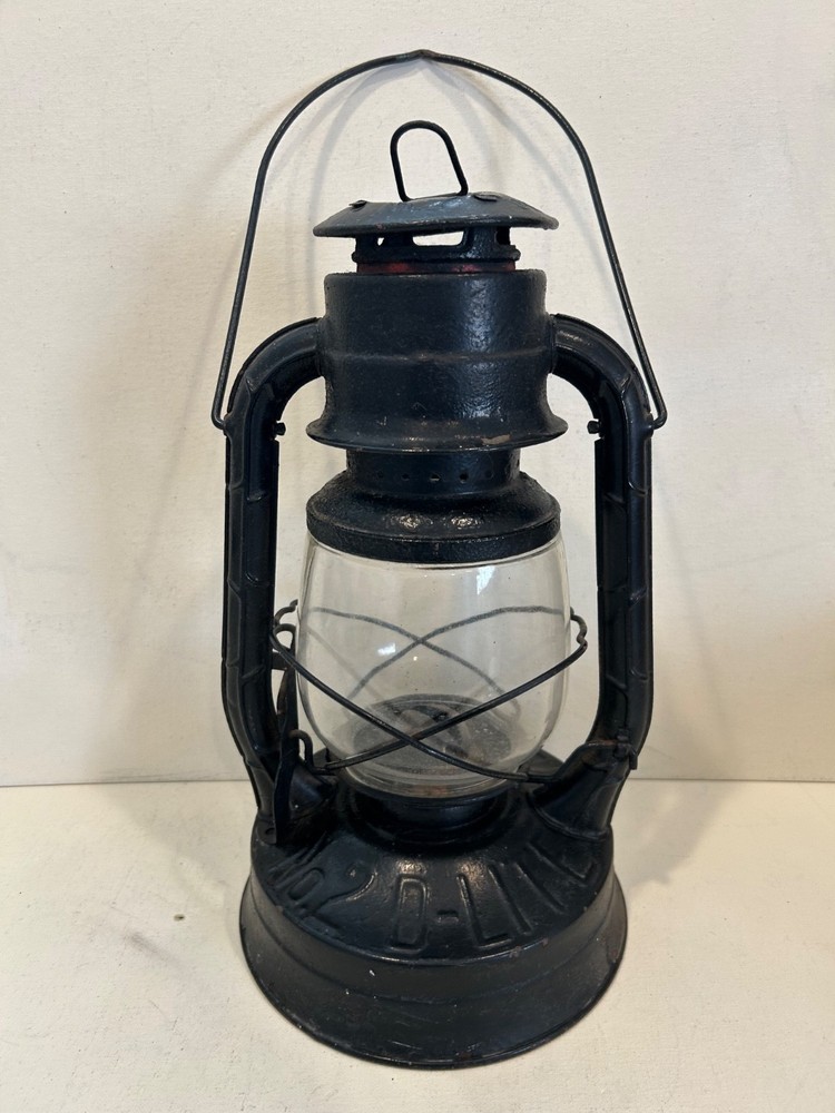 Antique Dietz No. 2 D-Lite Lantern