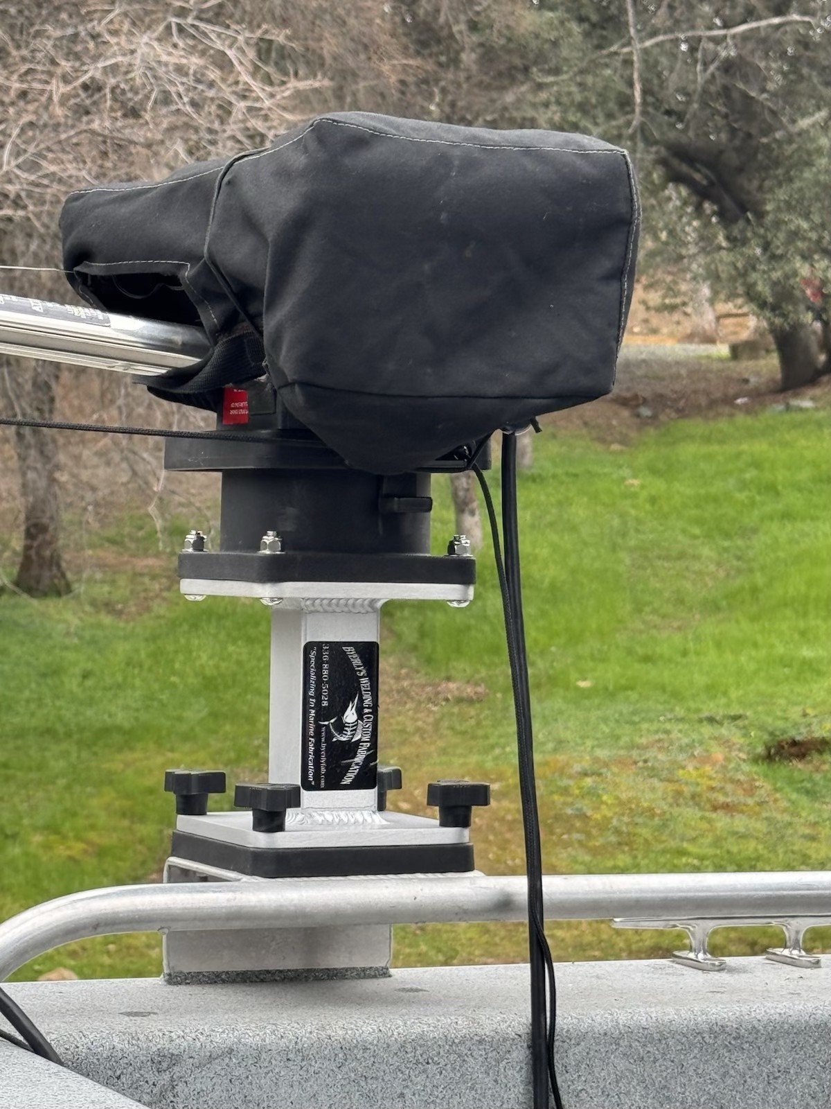 One Pair of Cannon Downrigger Pedestals 6'' tall