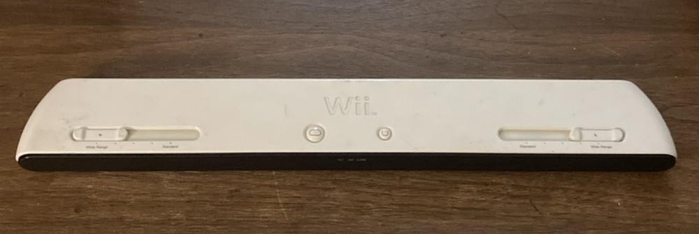 Nintendo Wireless Sensor Bar White Black Wide Standard Range for Wii Console