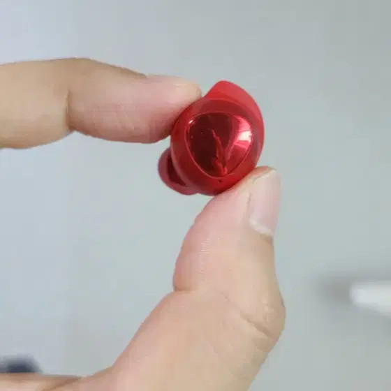 Buds Plus Red Left & Right Units Set Official