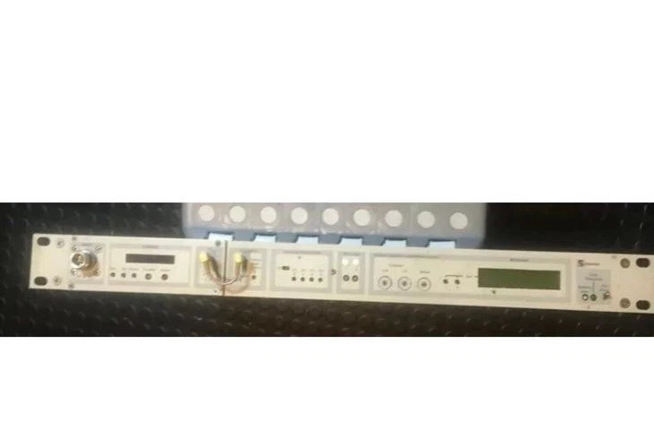 PLL UHF 20W Screen Service ANALOG/DIGITAL TRANSMITTER REPEATER TESTED