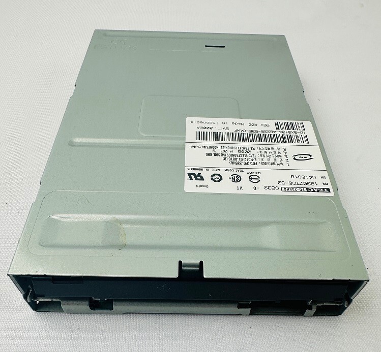 Teac  193077C6-32 Floppy Disk Drive