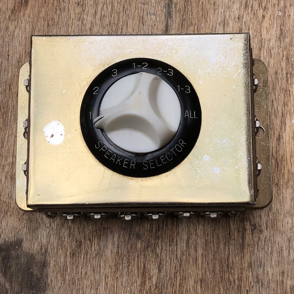 VINTAGE STEREO SPEAKER SELECTOR SWITCH.