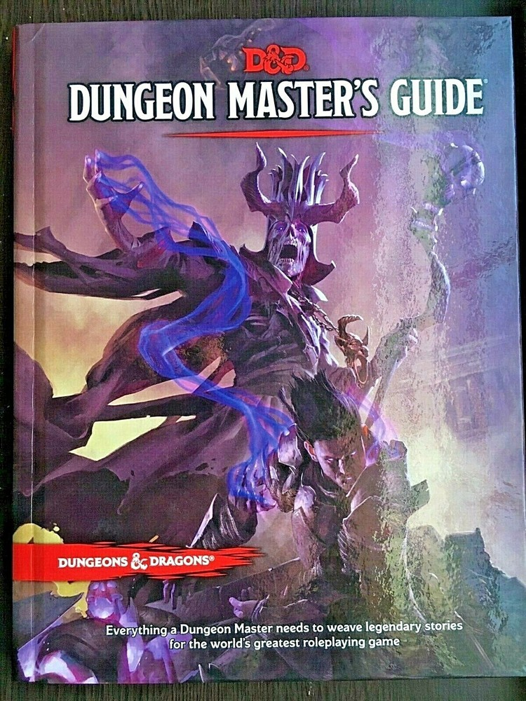 D & D Dungeon Maters Guide Rule Book
