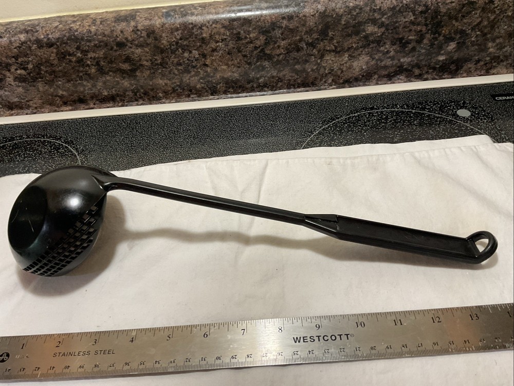 Scoop Strain Strainer Black