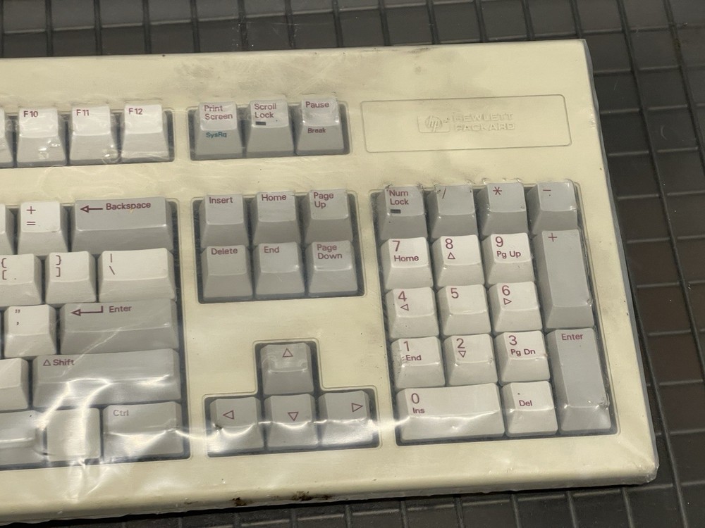 Hewlett Packard HP C1405B Computer Keyboard Red text PS2