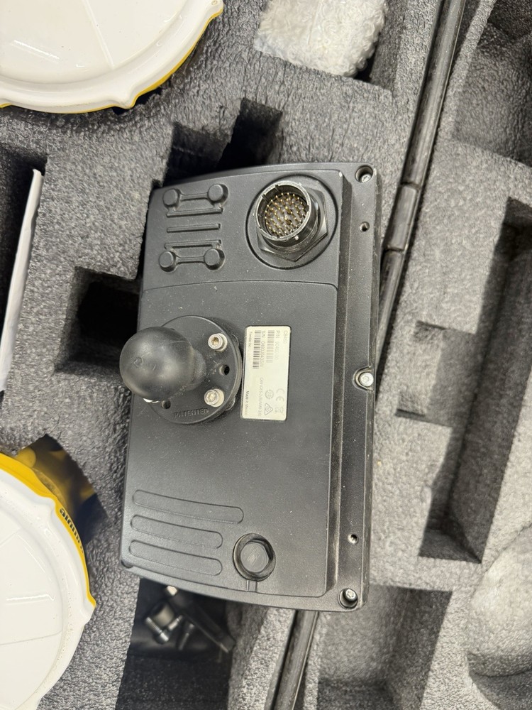 Trimble Cb460 W/ 2 Ms975 Receivers 3D Dozer