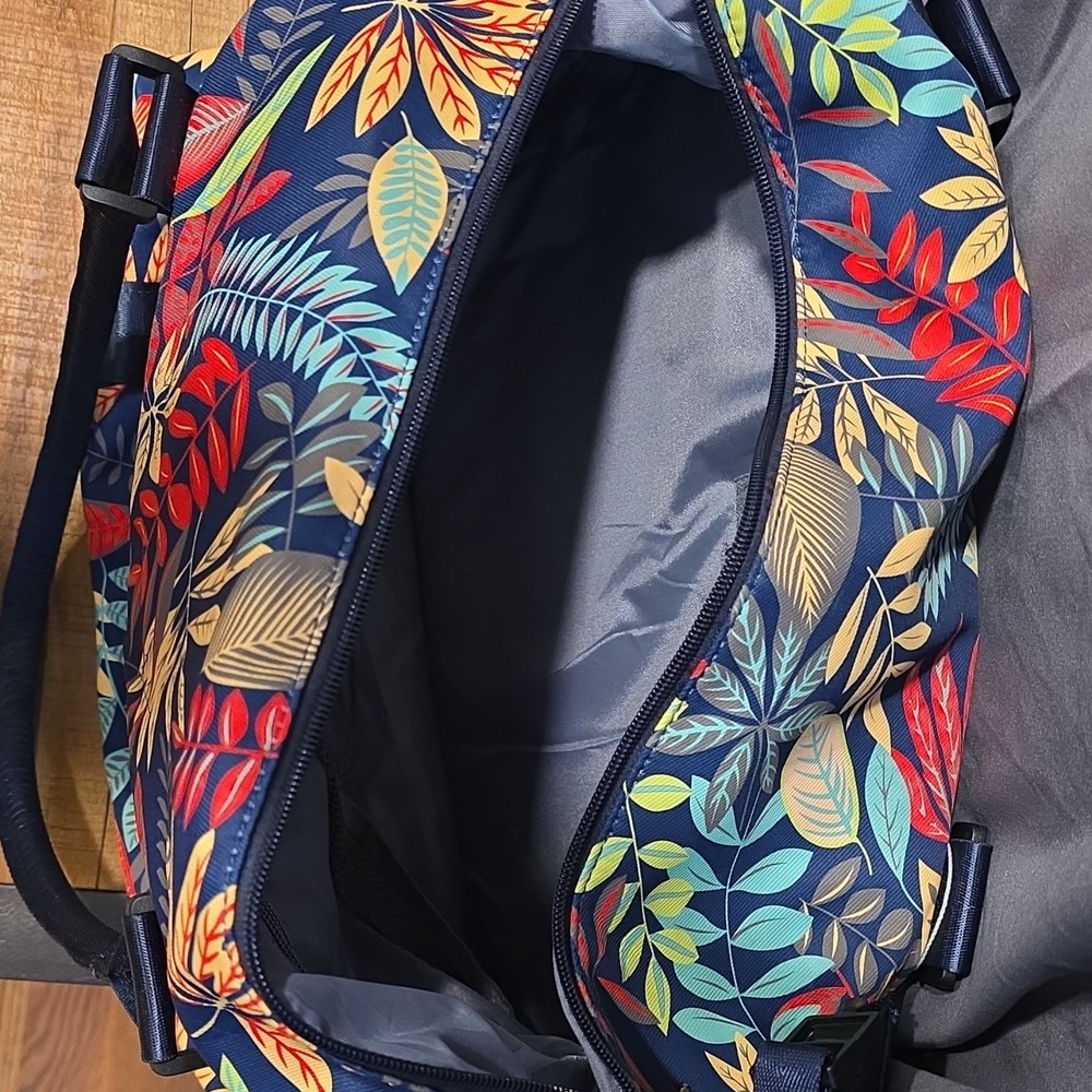 AROME Multicolor Leaf Print Gym Bag Polyester Zipper Adjustable Strap 3 Pockets