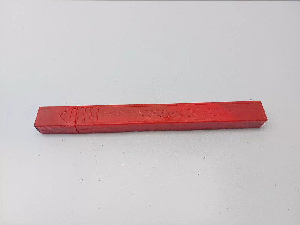 VOLVO V40 EMERGENCY HAZARD WARNING TRIANGLE 2013