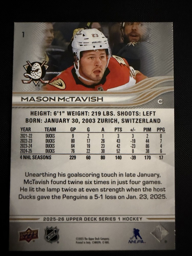 Upper Deck 2025-2026 Series 1 Base Set Cards