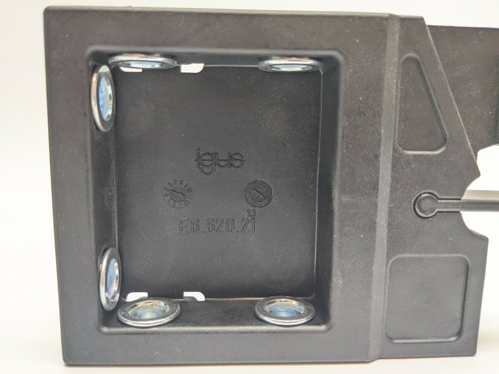 igus E6.62 KMA Mounting Bracket Set E6.620.10 11 20 21