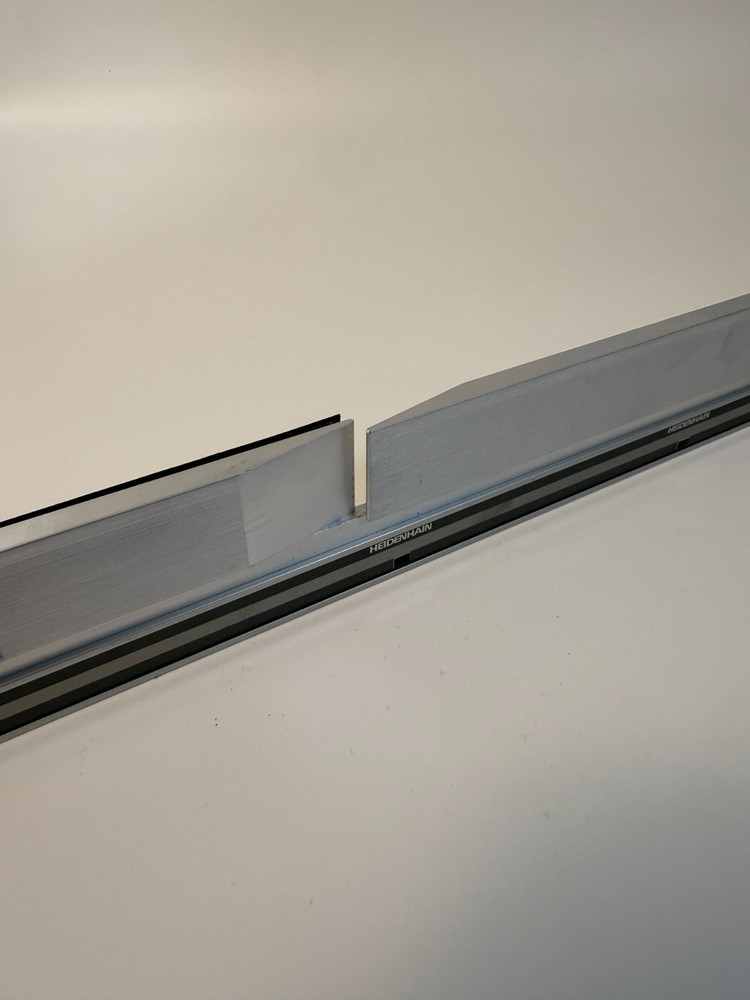 21" ~ Heidenhain Linear Scale Encoder Strip Rail Assembly for Beckman Biomek