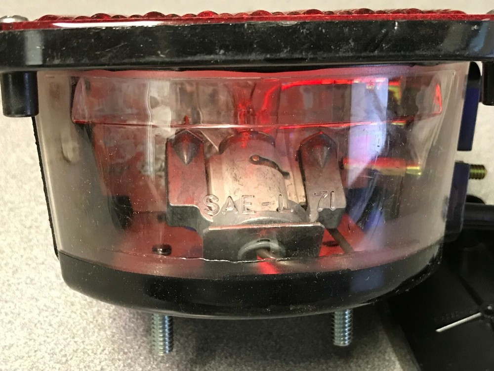 5014Y106 Signal-Stat 5"x 6" Red/Clear Rectangular Stud Mount Tail Light, New