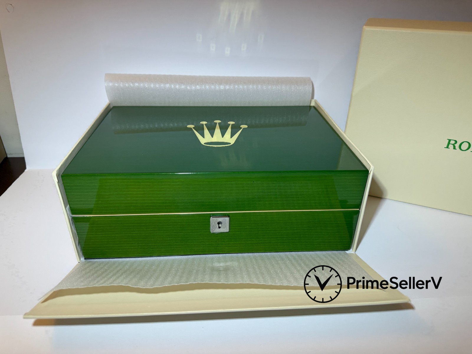 Luxury 10-Slot Green Wooden Watch Box – Premium Display Storage Case