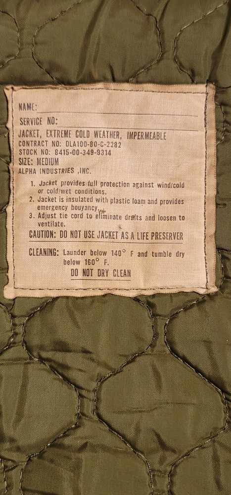 extreme cold weather jacket - size medium Alpha Industries