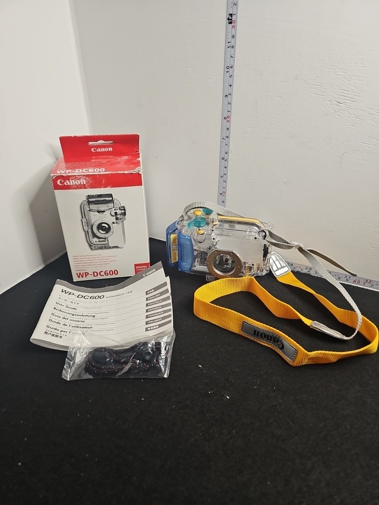 Canon WP-DC600 - Digital Camera waterproof case. CAMERA NOT INCLUDED