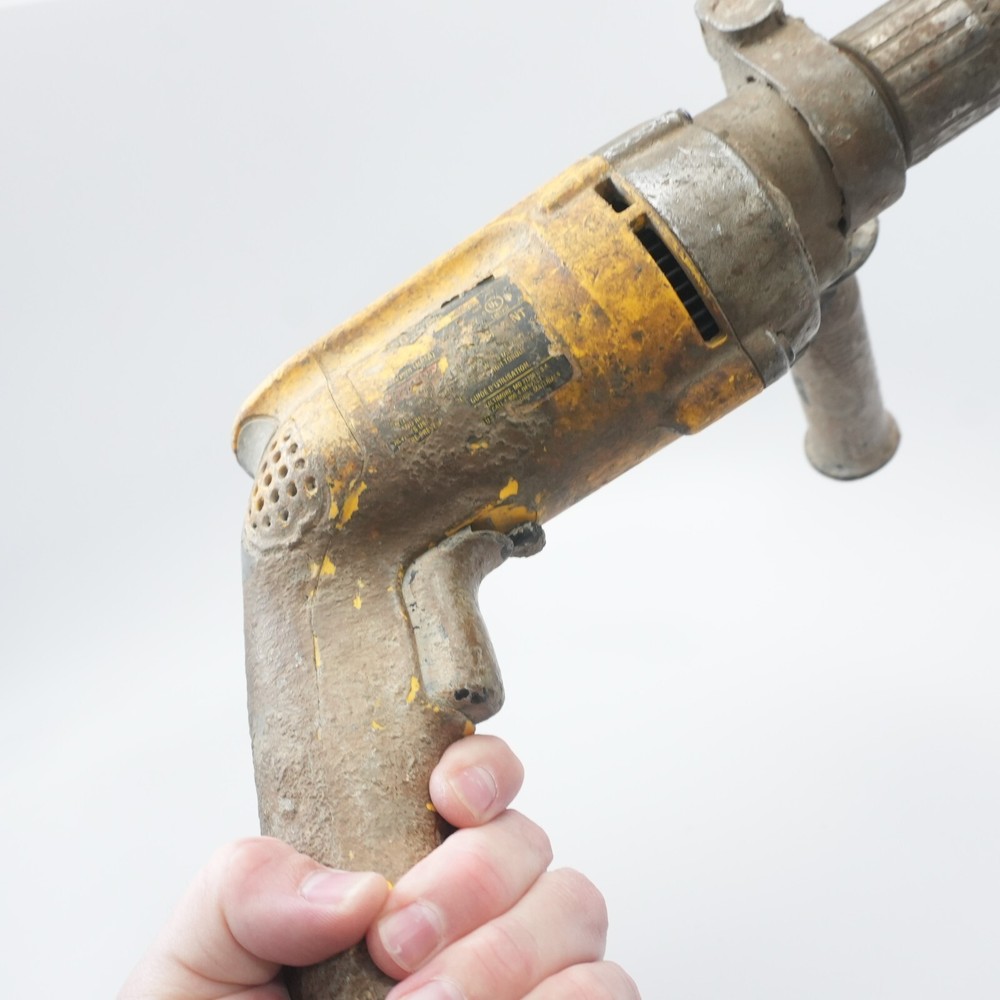 DEWALT DW235G 1/2" Variable Speed Corded Drill - Yellow -NO Key