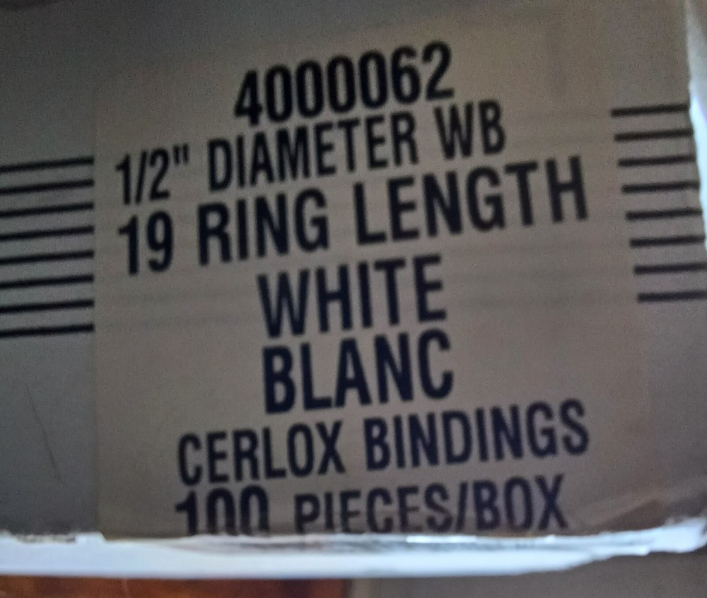 GBC Presentation Bindings 1/2in White 19 Ring Length 97pcs