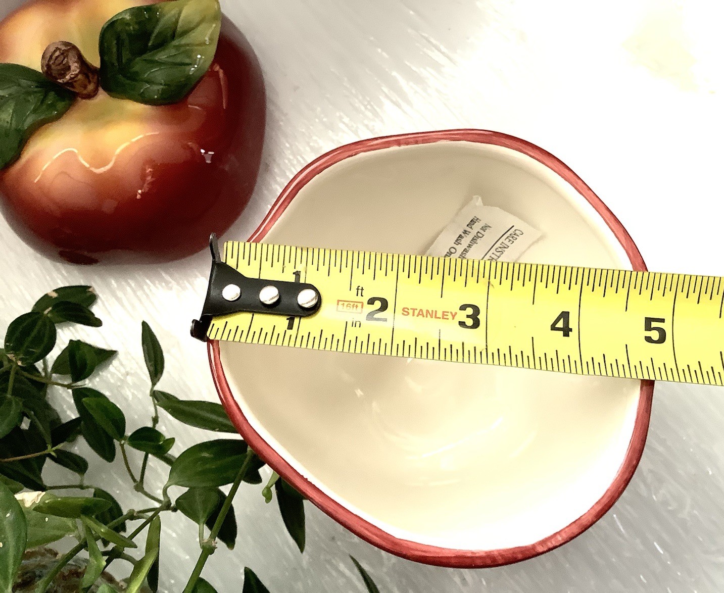 Ceramic Apple Cookie Jar Canister w Lid Red Kitchen Decor 6” New In Box