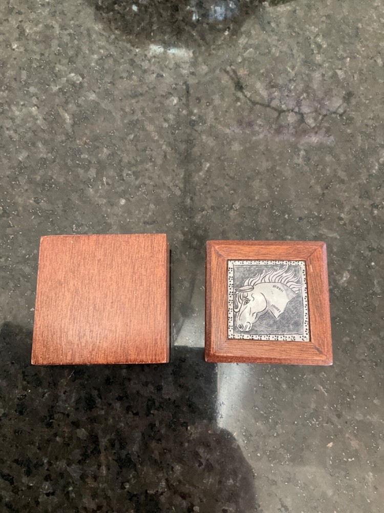 Mini Box size:2.5"x2.5"x1.5"