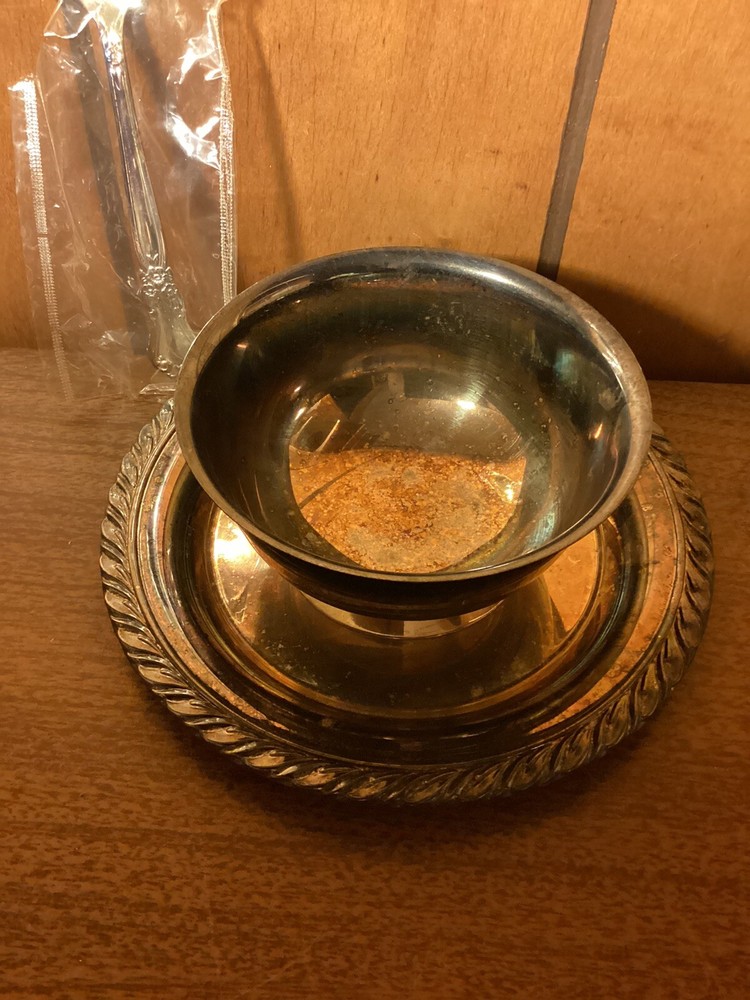 Vintage Silver Plate Sauce Bowl With Spoon
