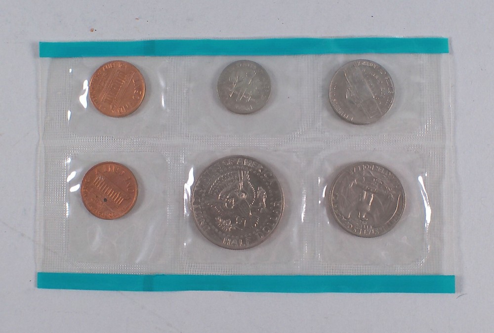 Complete Run 1970-1981 US Uncirculated Mint Sets + SBA Dollar 13 Sets