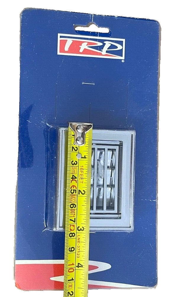 AFTERMARKET PETERBILT SMALL ADJUSTABLE VENT PANEL TRP-MC301