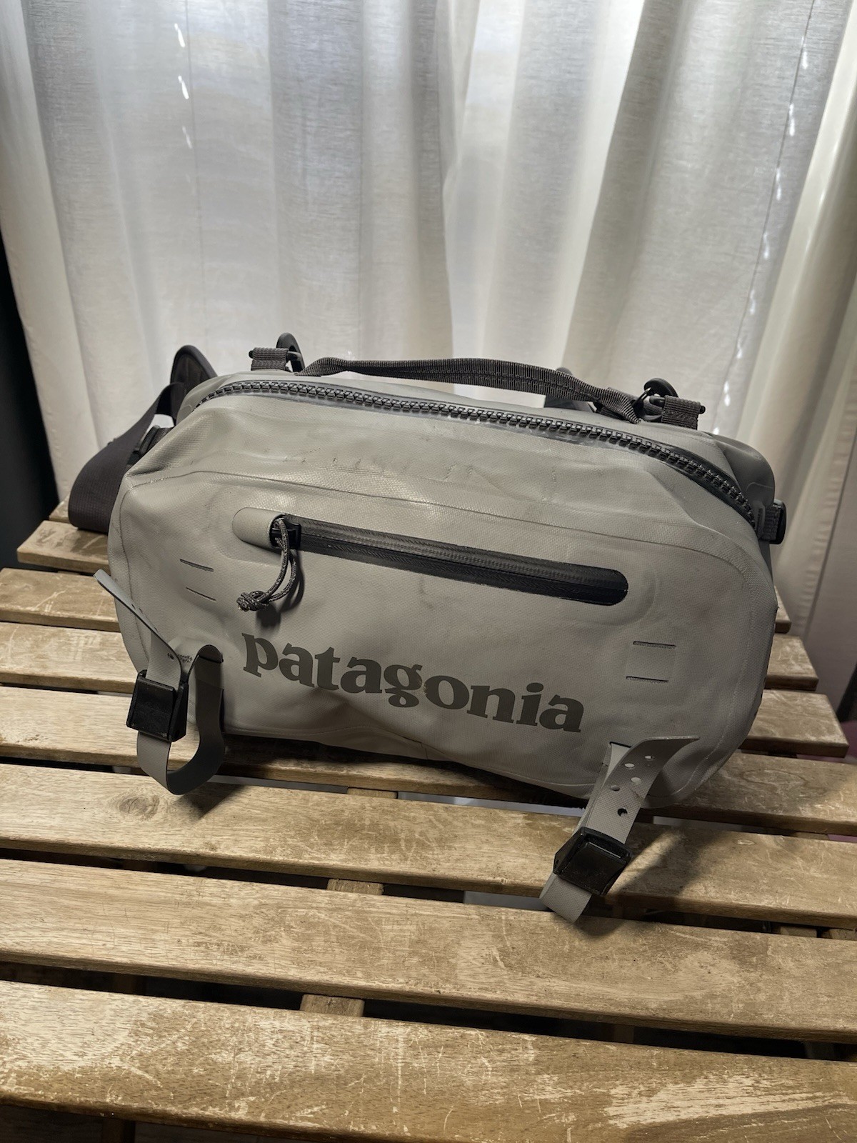 Patagonia Storm Surge Fishing Hip Pack 48146 RARE Discontinued