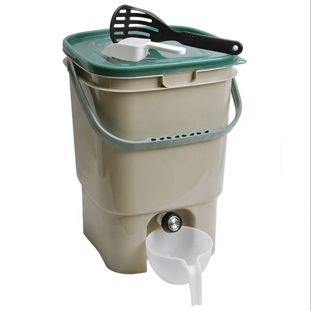 Drip Depot Kitchen Compost Bin