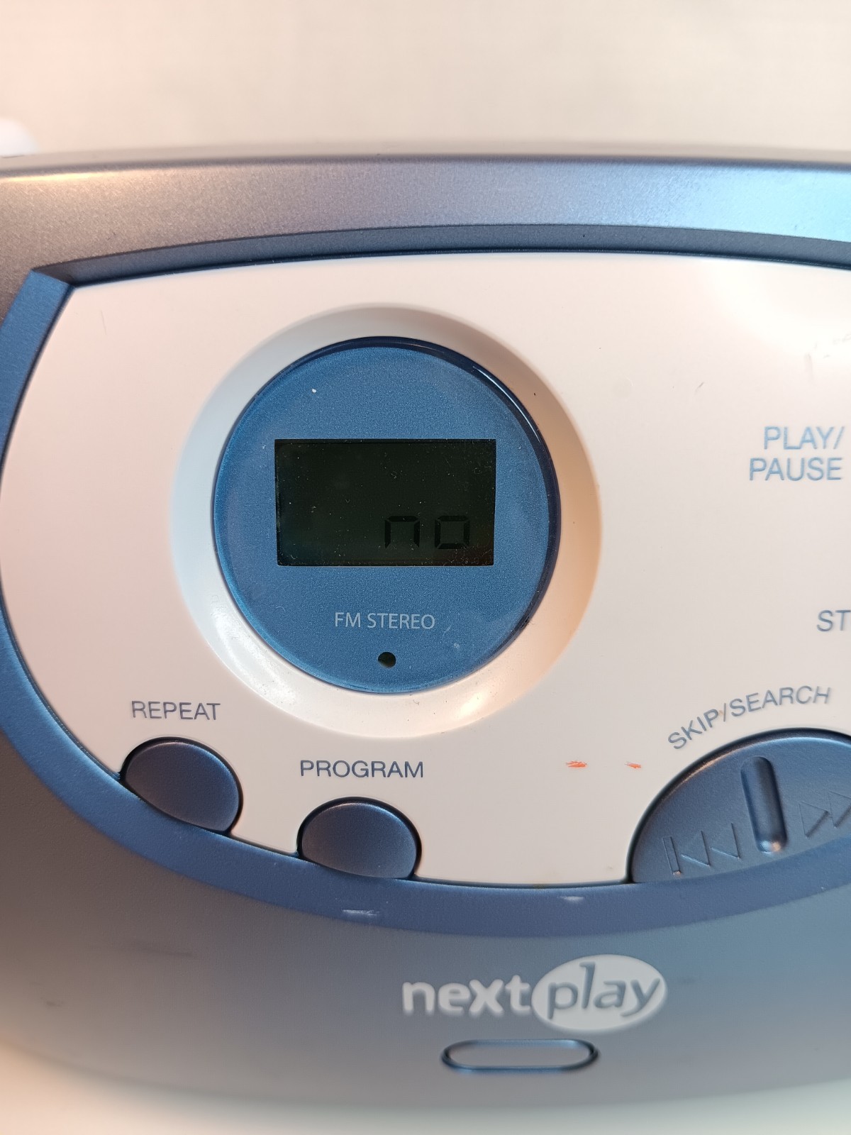 NextPlay Model NP501-BB Boombox AM/FM Radio CD Player Blue