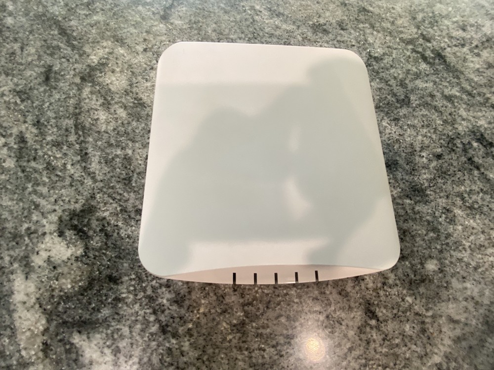 USED Access Networks A350 Wireless Access Point * No Power Adapter *