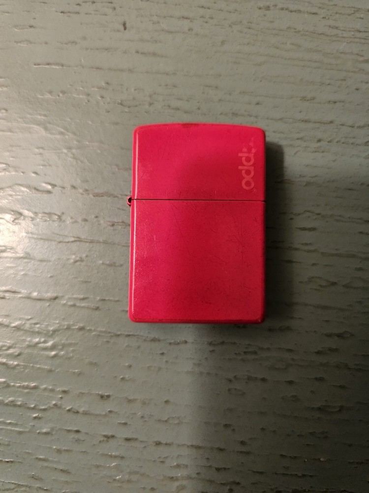Vintage Matte Red Zippo Lighter W/ Yr 2000 Date Code-Works