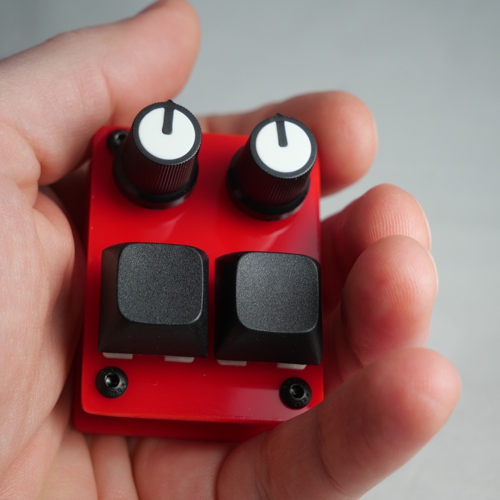 madMidiMini Compact Midi Controller with 2 Note Buttons 2 Potentiometers and LED