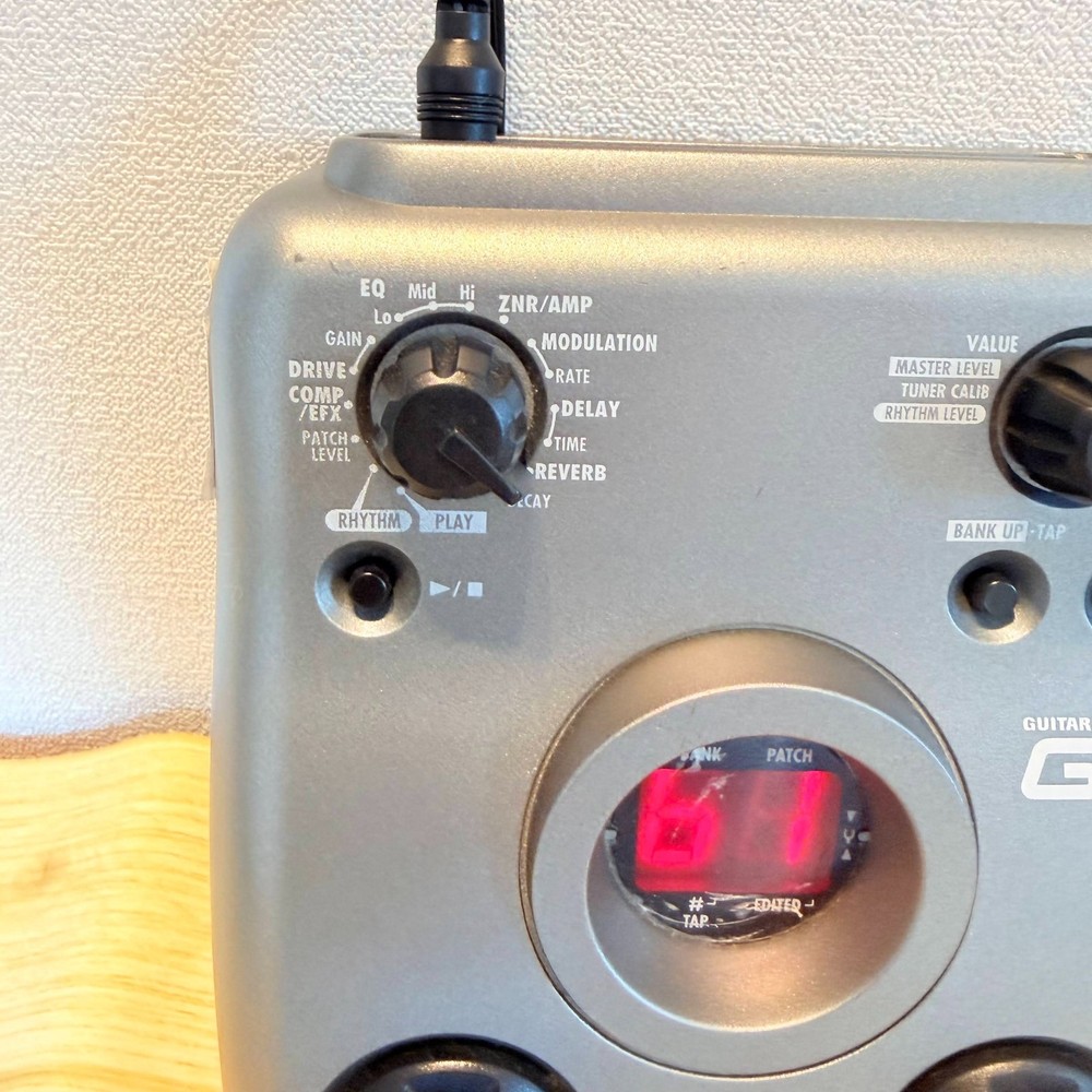 Zoom G1X Guitar Multi-Effects Processor Pedal with Expression Pedal Used Japan