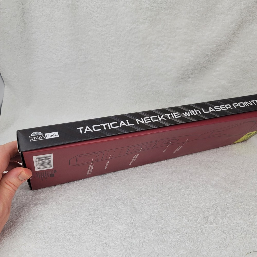 Tactical Necktie ThinkGeek Laser Pointer (READ) Pockets Slots Gag Gift Nylon