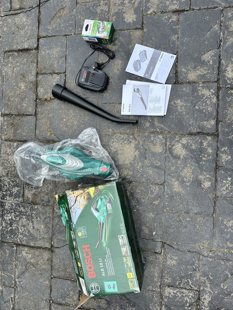 Bosch ALB 18 LI Cordless Leaf Blower.
